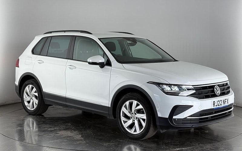 Used 2023 VW Tiguan Life SUV | £16,850 (Super price) - Image 1/3