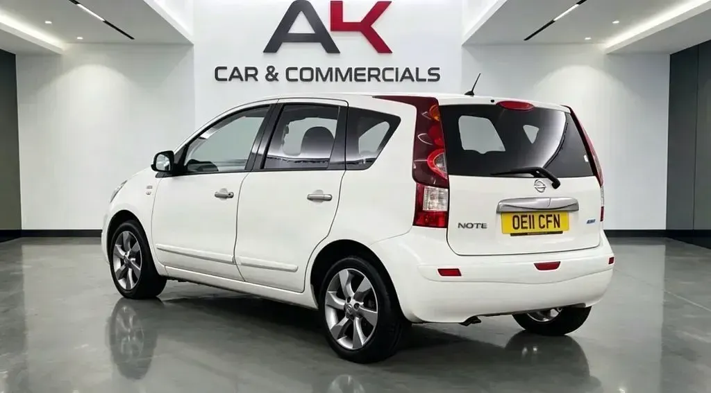 Used Nissan Note N-TEC 2011 White Hatchback