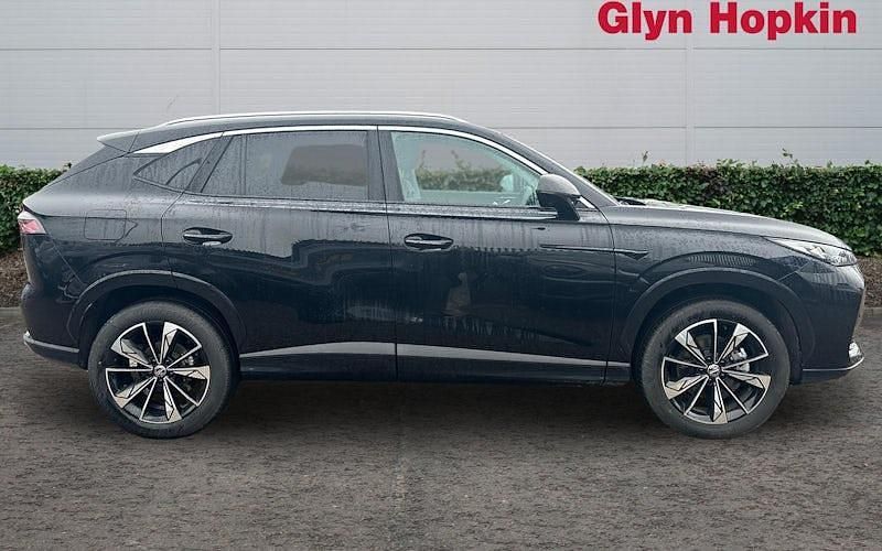 Usado MG HS Trophy 170 HP (125 kW) 2026 SUV