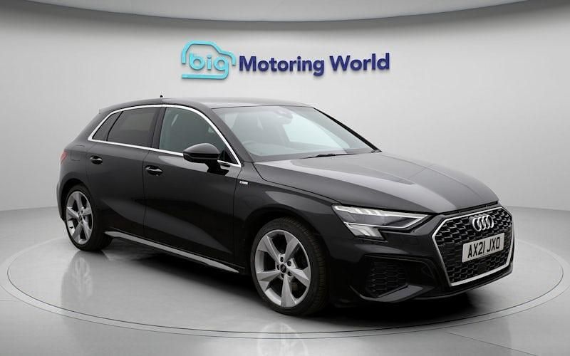Used Audi A3 Sportback S-Line 150 HP (110 kW) 2024 Hatchback