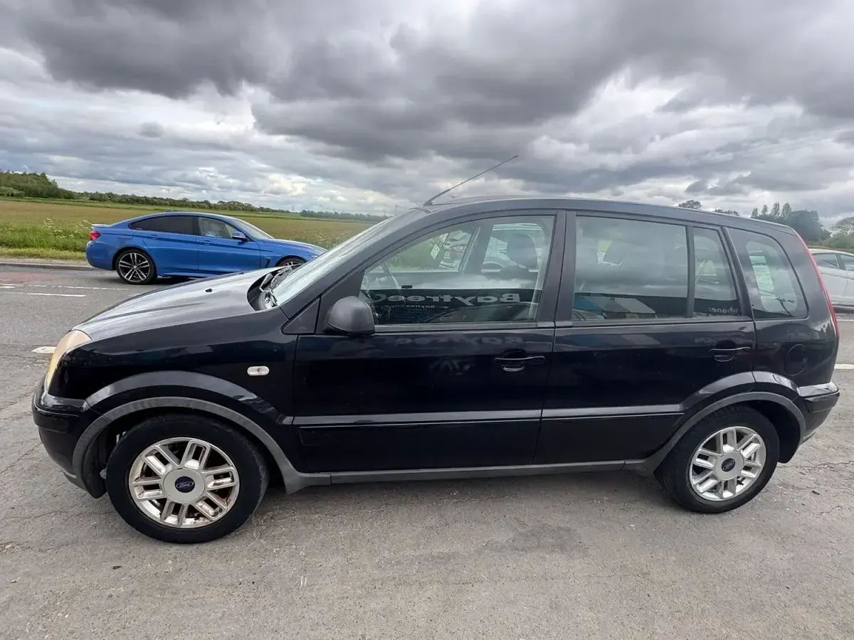 Begagnad Ford Fusion Zetec 80 HK (58 kW) 2007 Svart Halvkombi