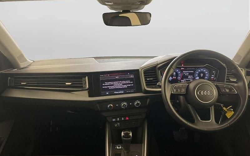 Used Audi A1 Performance 116 HP (85 kW) 2020 White SUV