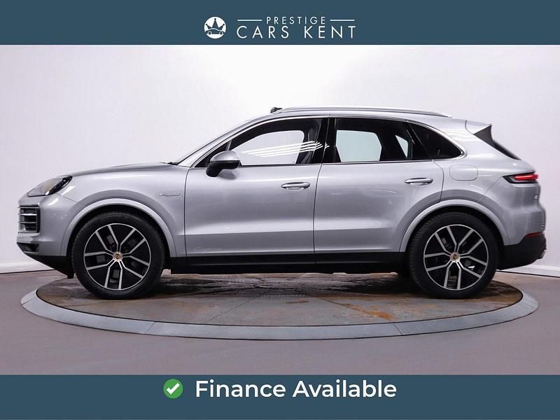 Used Porsche Cayenne 2024 Silver SUV
