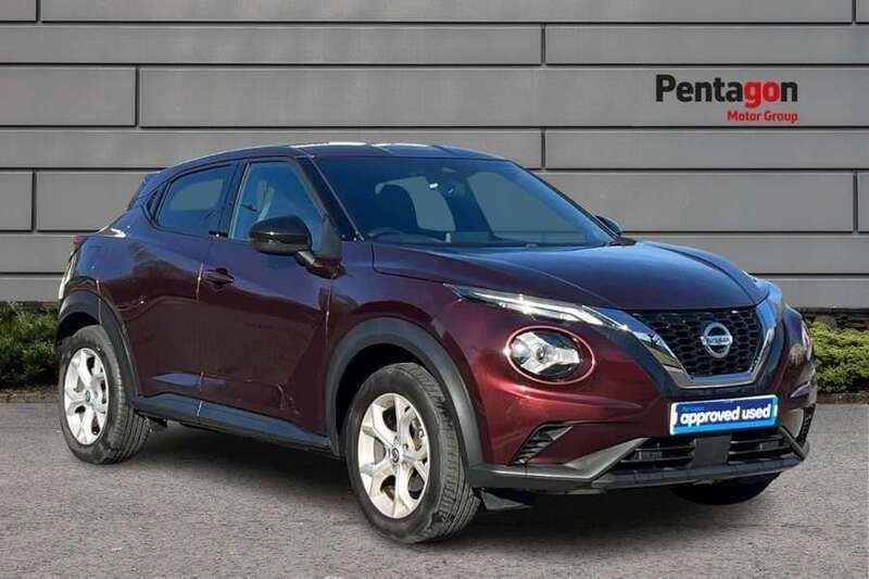 Red Used 2022 Nissan Juke N-Connecta SUV | £15,495 (Good price) - Image 1/4