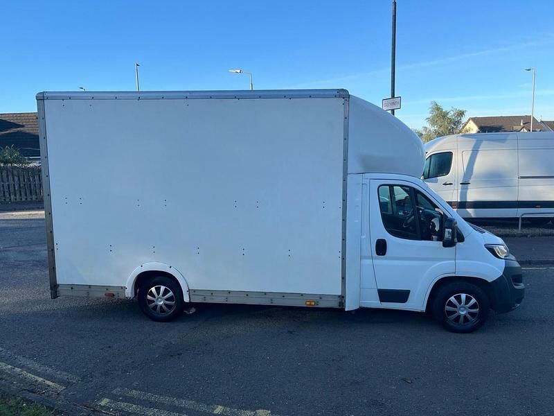 Used Peugeot Boxer 130 HP (95 kW) 2016 White Van