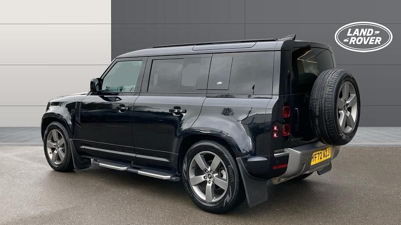 Used Land Rover Defender 249 HP (183 kW) 2022 Black SUV
