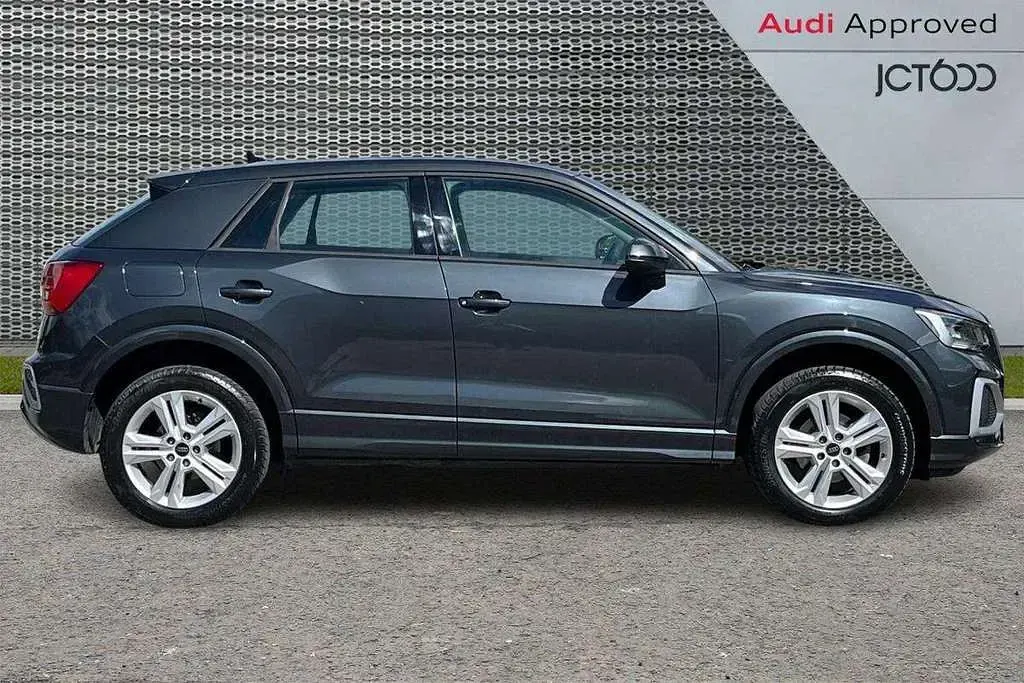 Used Audi Q2 Sport 147 HP (108 kW) 2023 Grey SUV