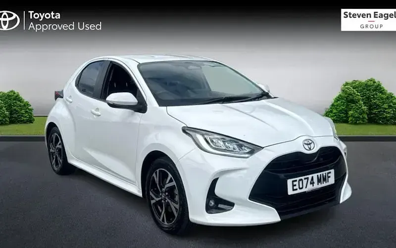 Used Toyota Yaris Design 116 HP (85 kW) 2024 Hatchback