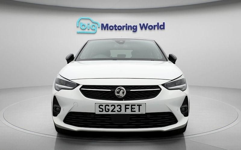 Used Vauxhall Corsa Ultimate 101 HP (74 kW) 2023 White Hatchback