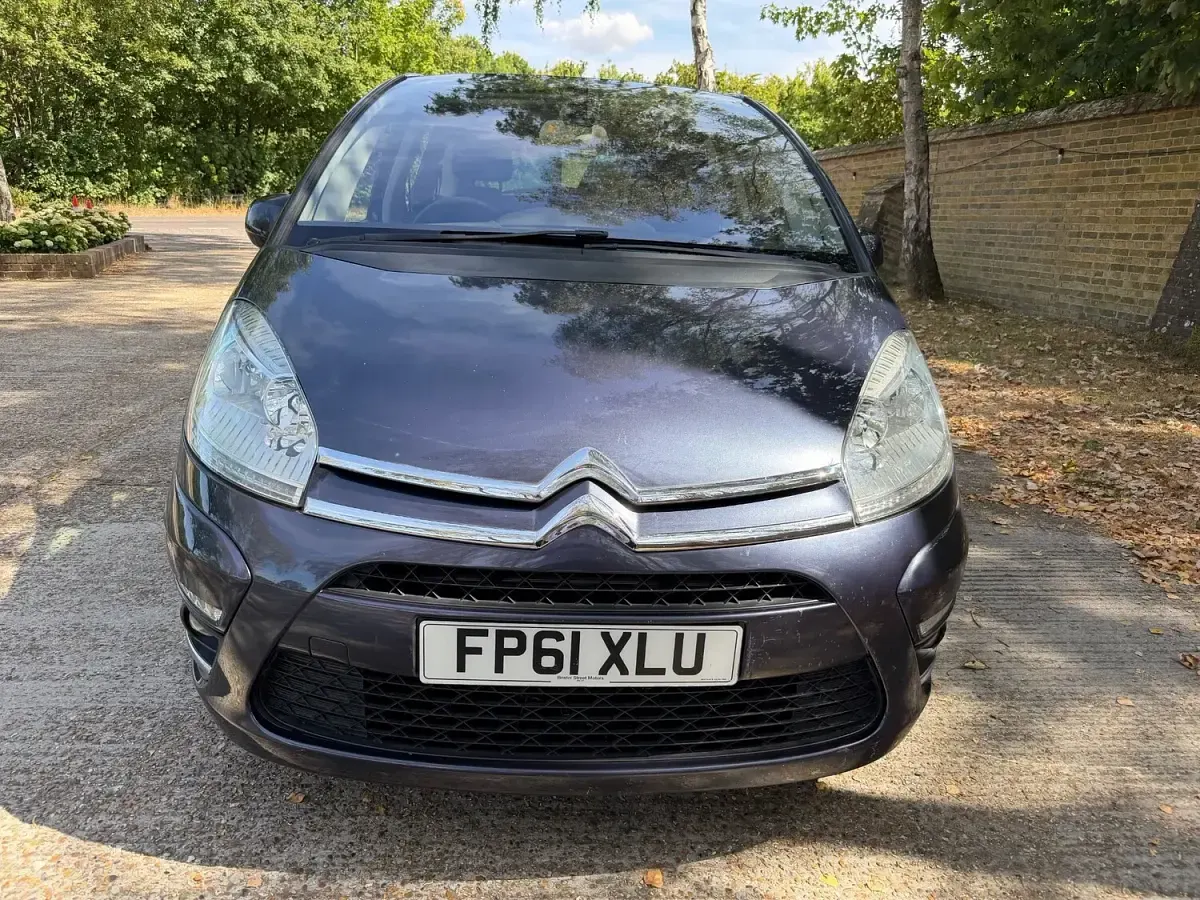 Used Citroën C4 Picasso 2012 Mauve MPV