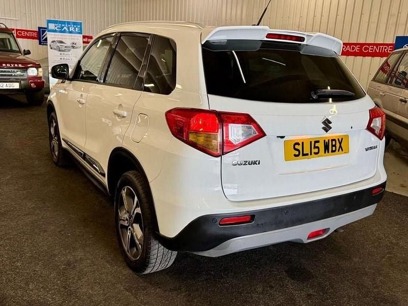 Second-hand Suzuki Vitara SZ5 120 CP (88 kW) 2015 Alb SUV