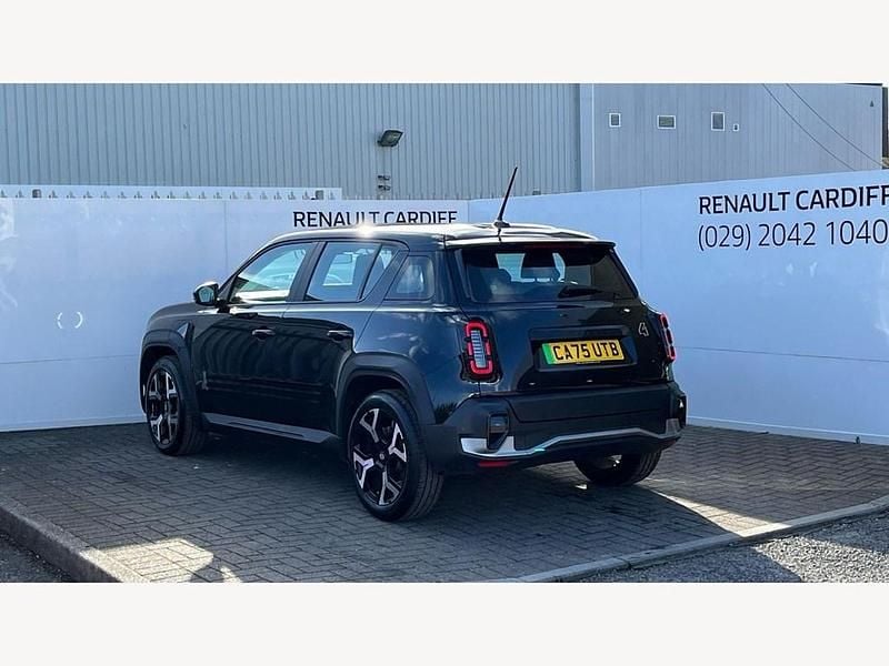 New Renault R4 Evolution 52 kW (71 HP) 2025 SUV