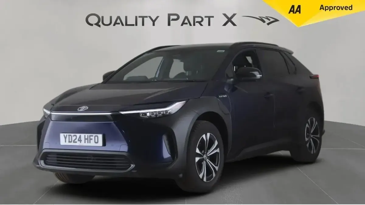 Used Toyota bZ4X 150 kW (204 HP) 2024 Blue SUV