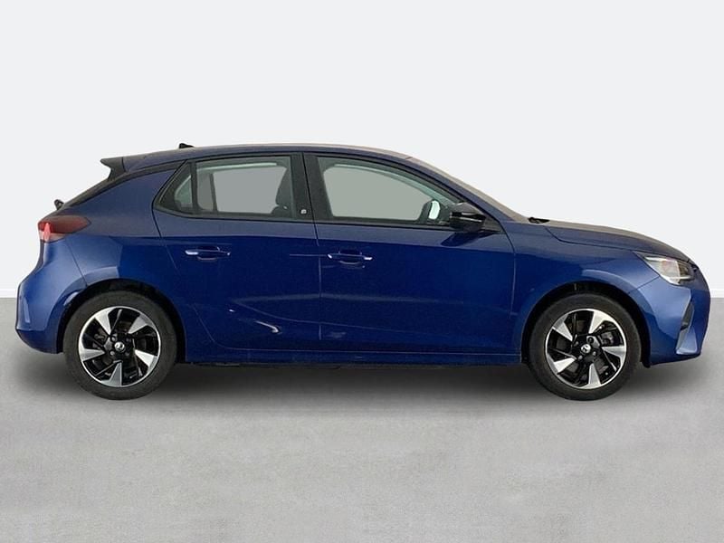 Second-hand Vauxhall Corsa-e 100 kW (136 CP) 2021 Albastru Hatchback