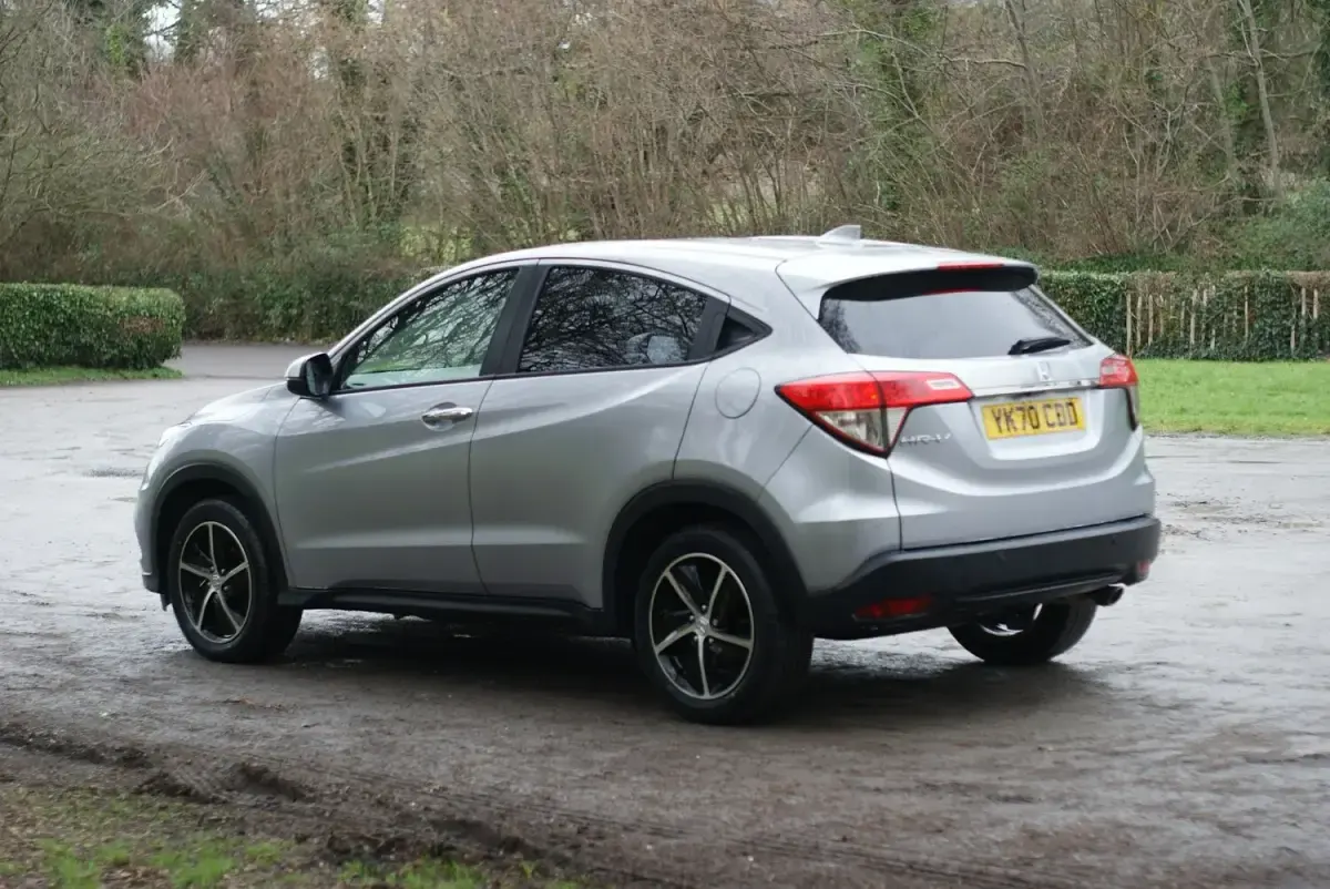 Used Honda HR-V SE 128 HP (94 kW) 2020 Silver SUV