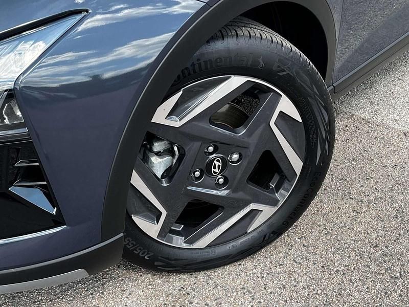 Used Hyundai Bayon Premium 100 HP (73 kW) 2024 Grey SUV