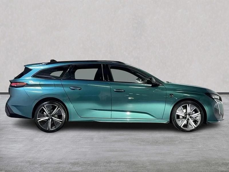 Used Peugeot 308 GTi 130 HP (95 kW) 2025 Blue Estate