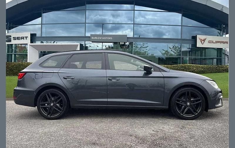 Used Seat Leon Black Edition 148 HP (108 kW) 2020 Grey Estate