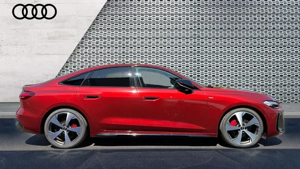 Used Audi A5 Sportback Advanced 204 HP (150 kW) 2025 Red Hatchback