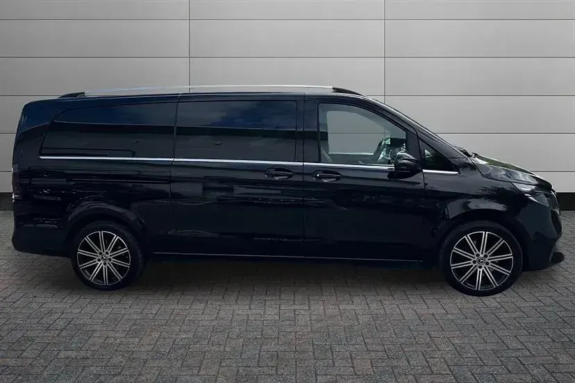 Used Mercedes V300 Premium 237 HP (174 kW) 2025 Black MPV