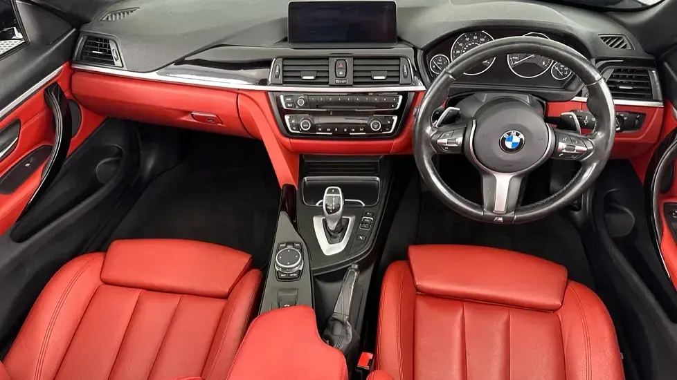 Used BMW 320 M Sport 181 HP (133 kW) 2022 White Sedan