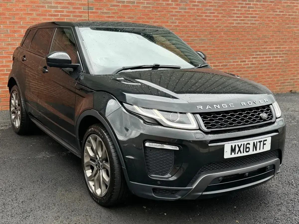 Used Land Rover Range Rover evoque HSE Dynamic 2016 Black Estate