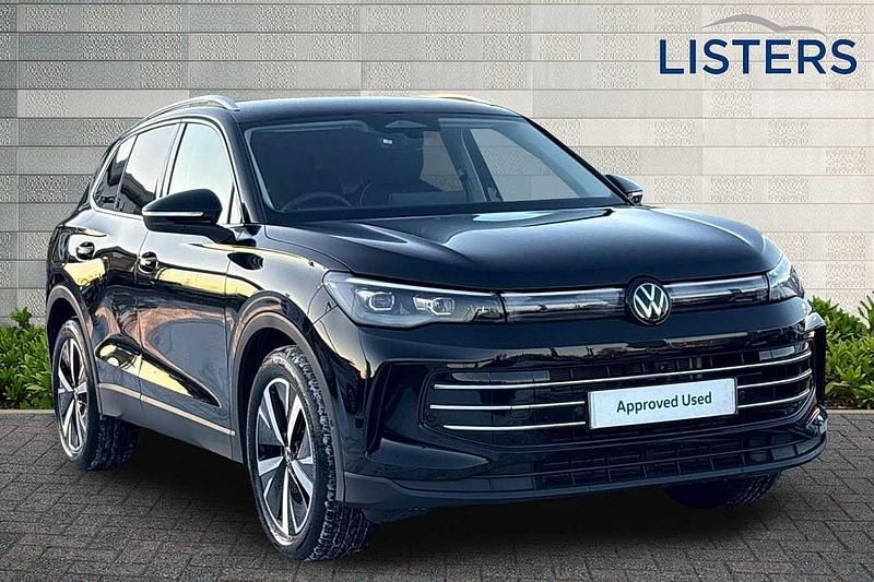 New VW Tiguan Elegance 150 HP (110 kW) 2025 Grenadilla black SUV