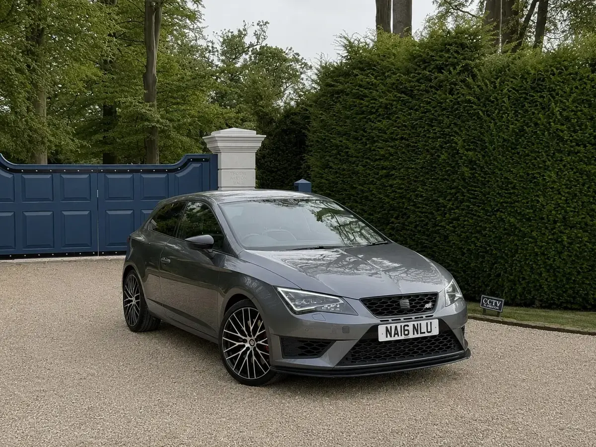 Used Seat Leon Cupra 290 370 HP (272 kW) 2016 Grey Hatchback