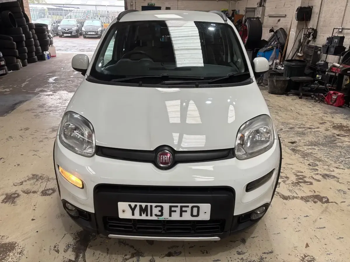 Usado Fiat Panda 4x4 75 HP (55 kW) 2013 Branco Citadino