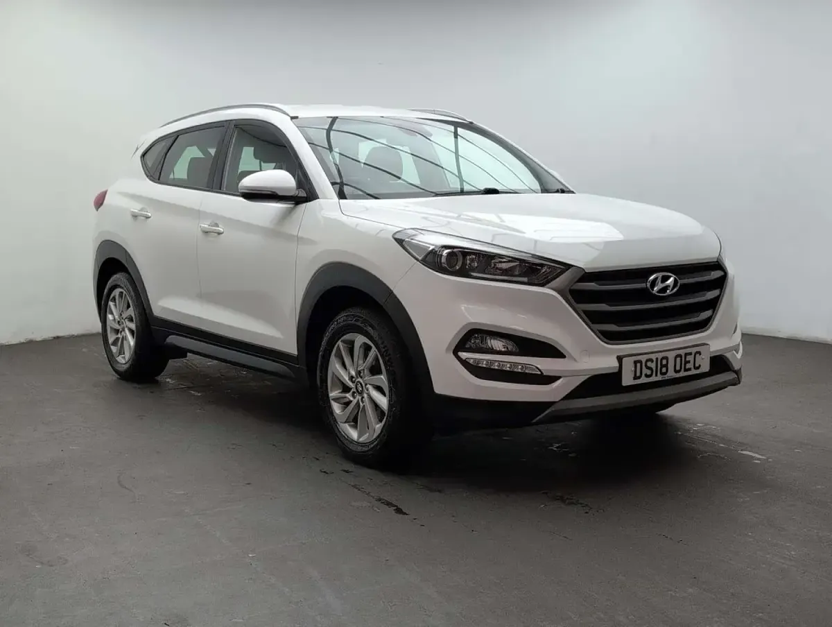 Used Hyundai Tucson SE 177 HP (130 kW) 2018 White SUV