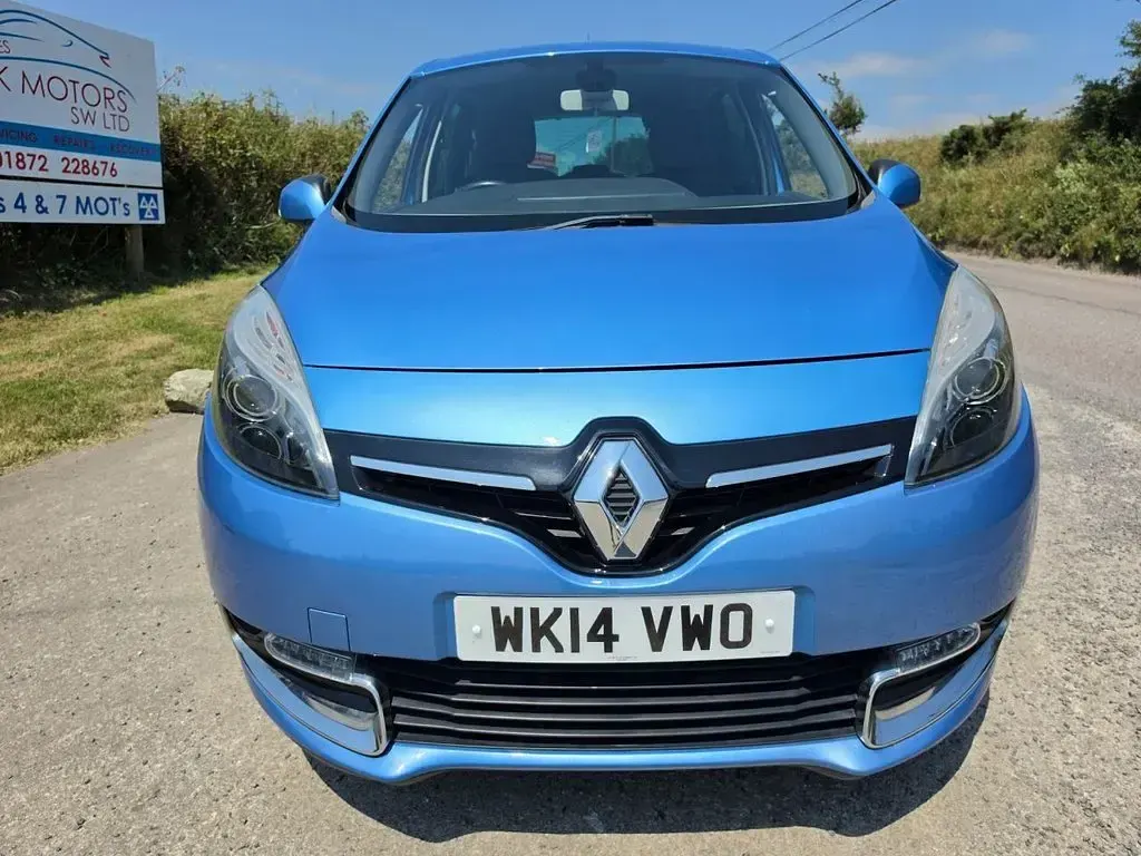 Used Renault Scénic Dynamique 2014 Blue MPV