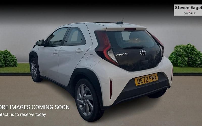 Used Toyota Aygo X PURE 72 HP (52 kW) 2025 SUV