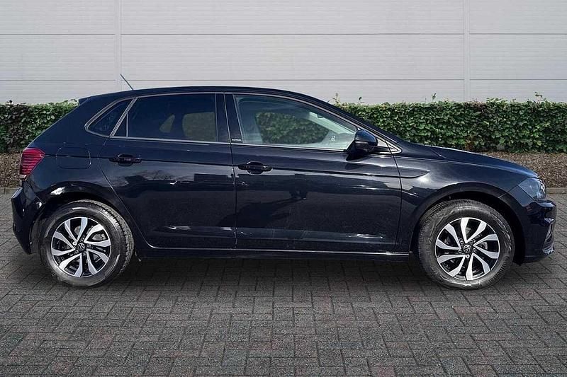 Used VW Polo Active 95 HP (69 kW) 2021 Black Hatchback