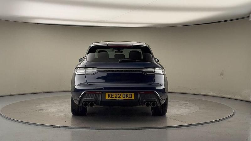 Used Porsche Macan 440 HP (323 kW) 2022 Night blue SUV