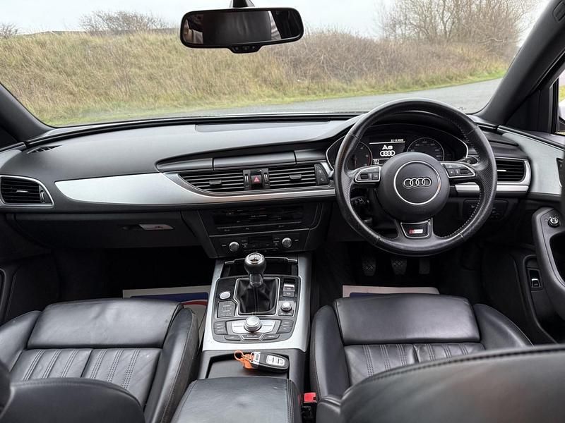 Begagnad Audi A6 S-Line 190 HK (139 kW) 2016 Vit Sedan
