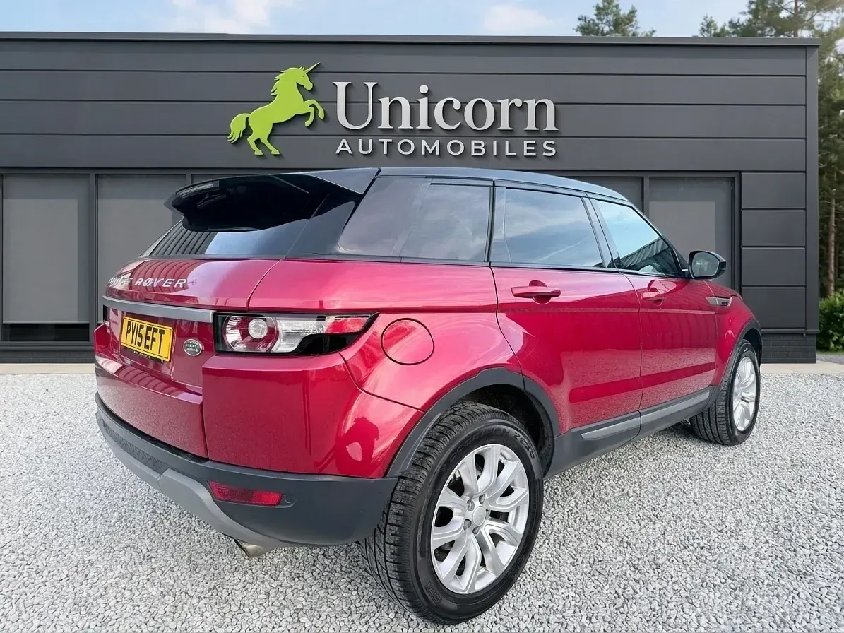 Used Land Rover Range Rover evoque Pure 2015 Red Estate
