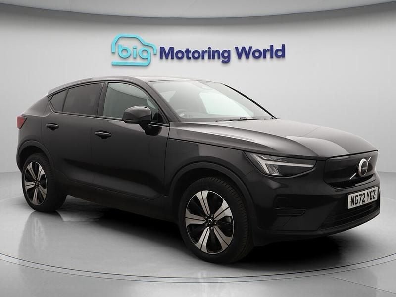 Black Used 2023 Volvo EC40 Core SUV | £19,400 (Super price) - Image 1/4