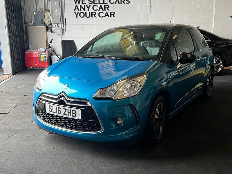 Used Citroën DS PureTech 2016 Blue Hatchback
