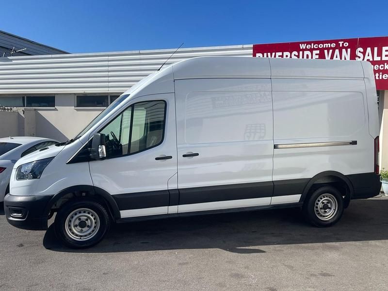 Usado Ford Transit 130 CV (95 kW) 2020 Blanco Van