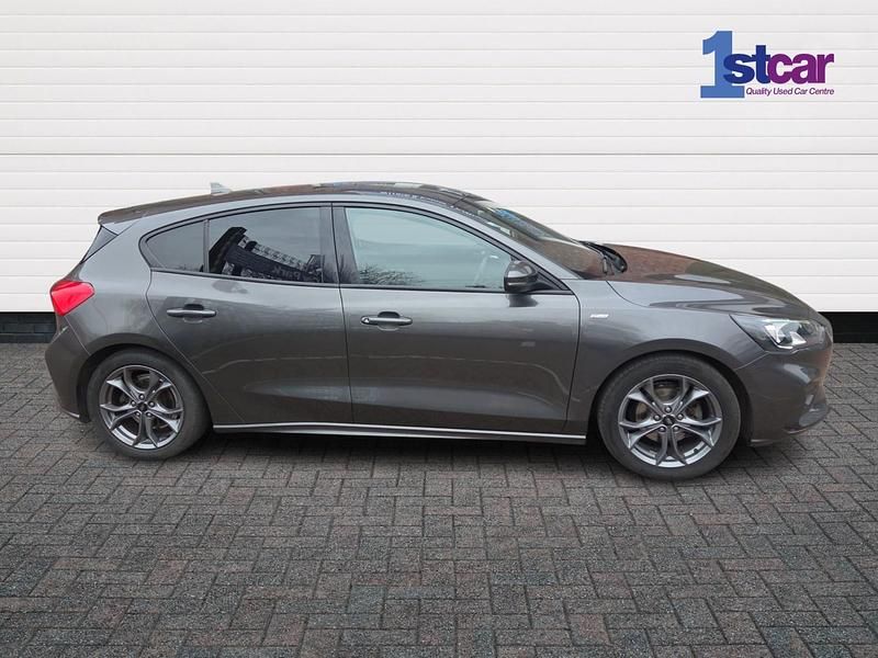 Used Ford Focus ST-Line 2021 Grey Hatchback