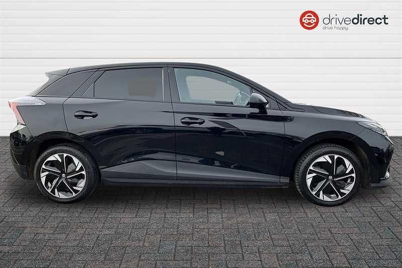 Used MG MG4 EV Trophy 2023 Black Hatchback