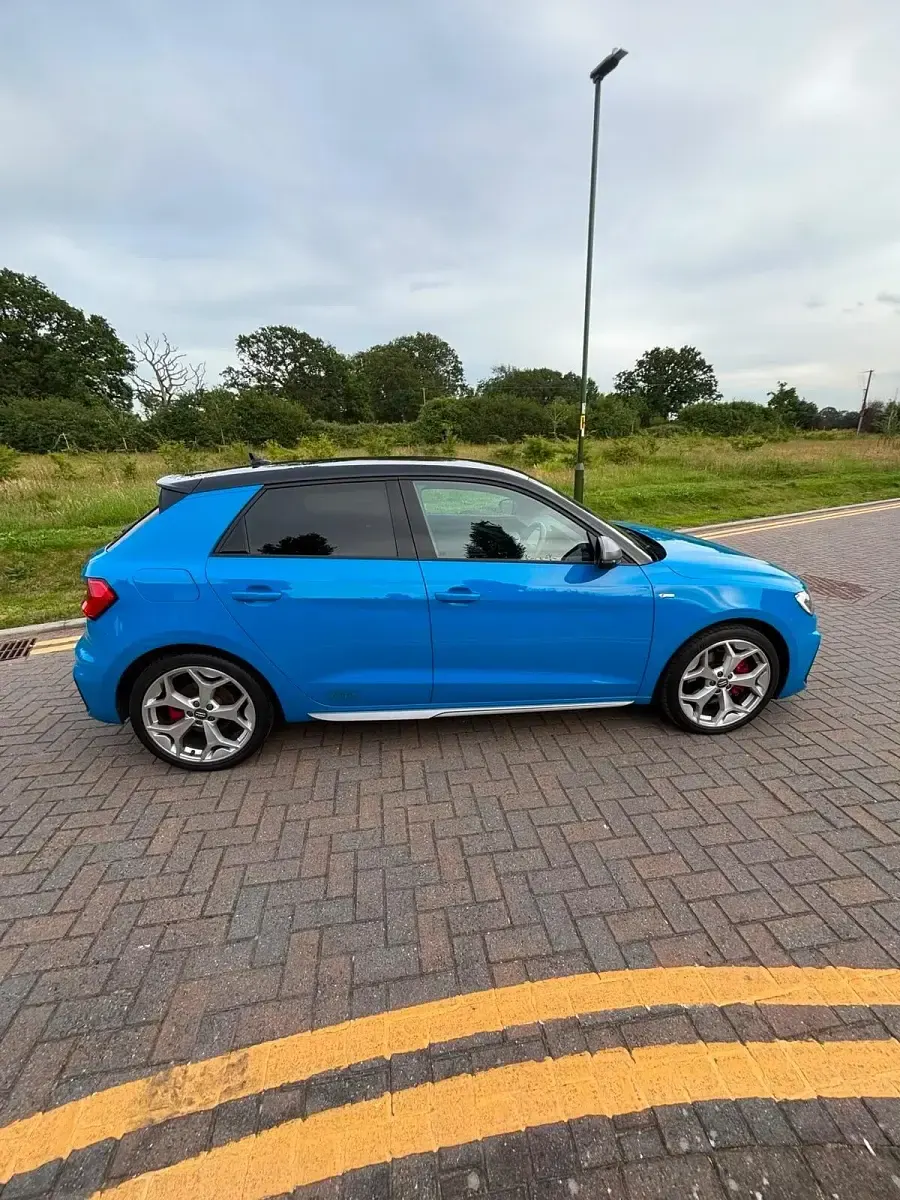 Used Audi A1 Competition 196 HP (144 kW) 2020 Blue SUV