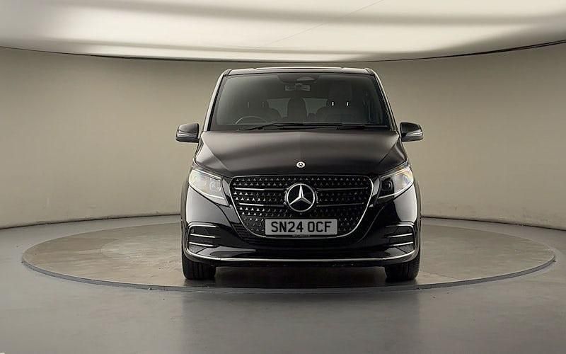 Used Mercedes V300 AMG line 237 HP (174 kW) 2023 Black MPV