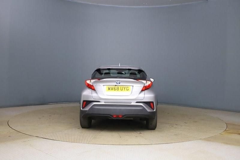 Used Toyota C-HR 122 HP (89 kW) 2018 Silver SUV