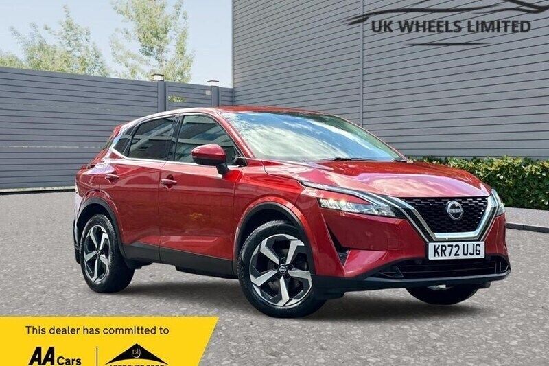 Red Used 2022 Nissan Qashqai N-Connecta SUV | £16,690 (Fair price) - Image 1/1