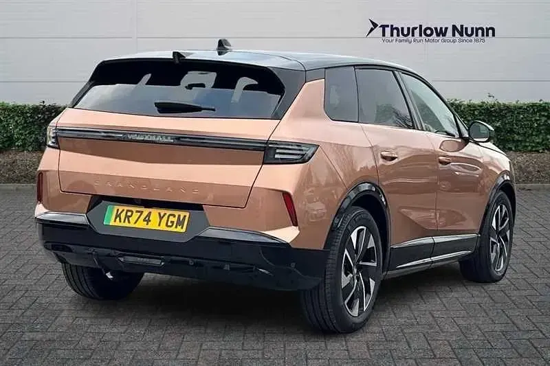 Used Vauxhall Grandland 156 kW (213 HP) 2024 Impact copper SUV