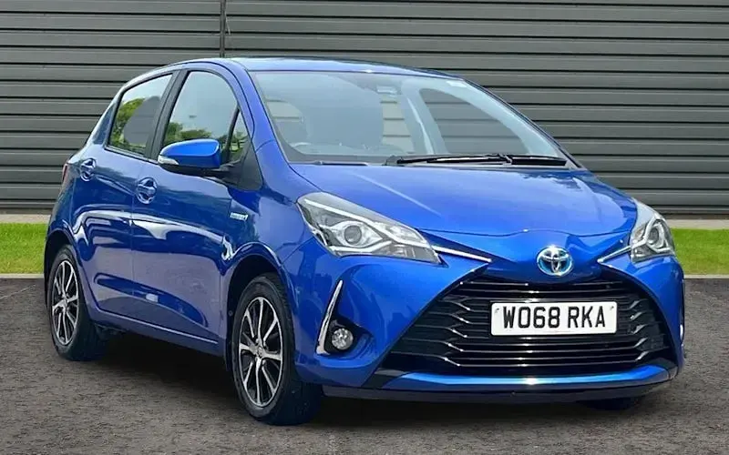 Used Toyota Yaris Hybrid 101 HP (74 kW) 2019 Hatchback