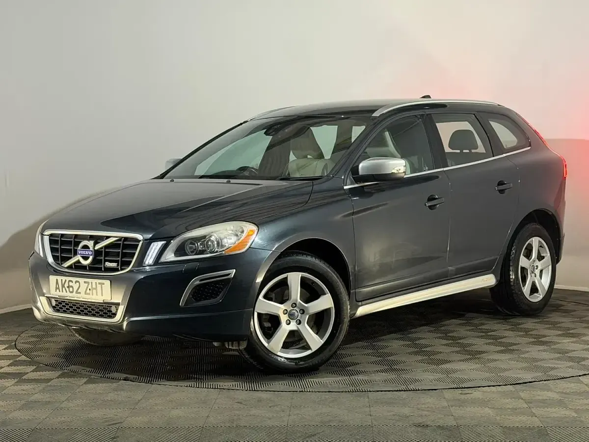 Used Volvo XC60 R-Design 215 HP (158 kW) 2012 Grey SUV