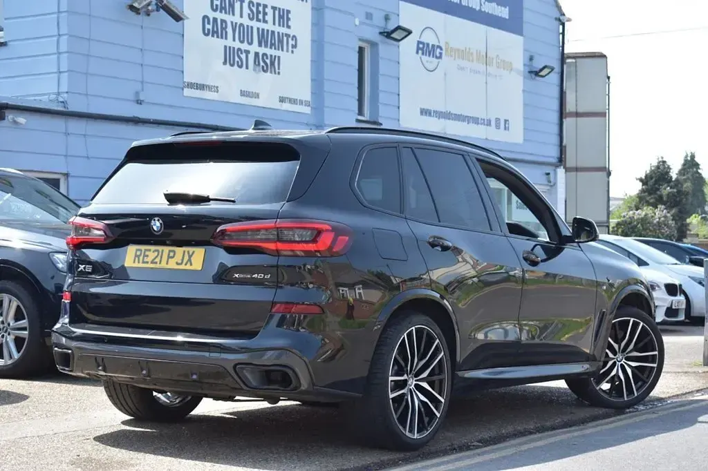 Używany BMW X5 M Sport 340 KM (250 kW) 2021 Czarny SUV