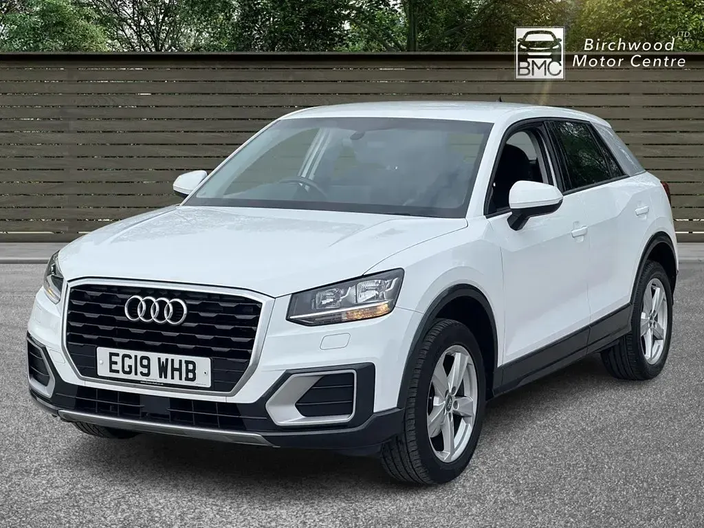 Used Audi Q2 Sport 116 HP (85 kW) 2019 White SUV